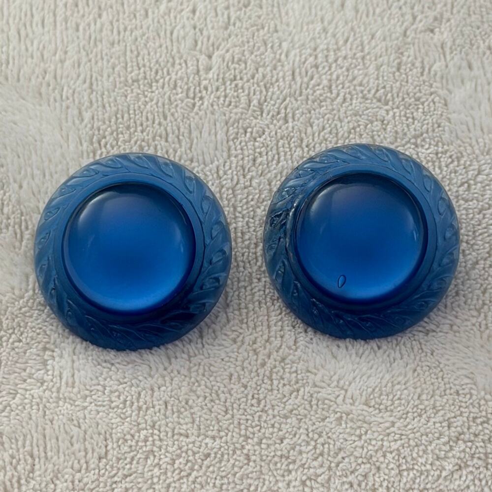 Vintage Oversized Blue Clip On Earrings